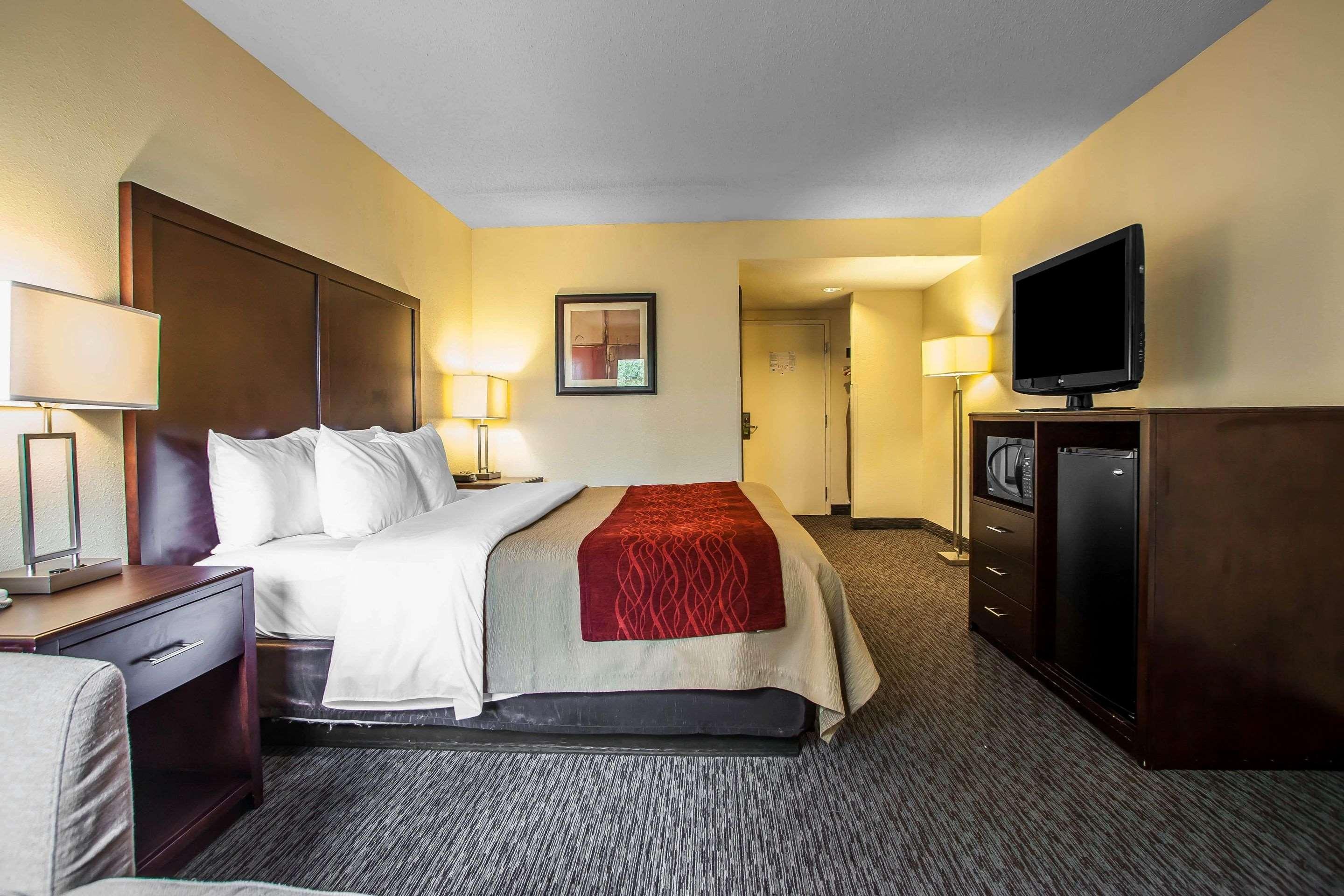Comfort Inn Feasterville - Trevose Exterior photo