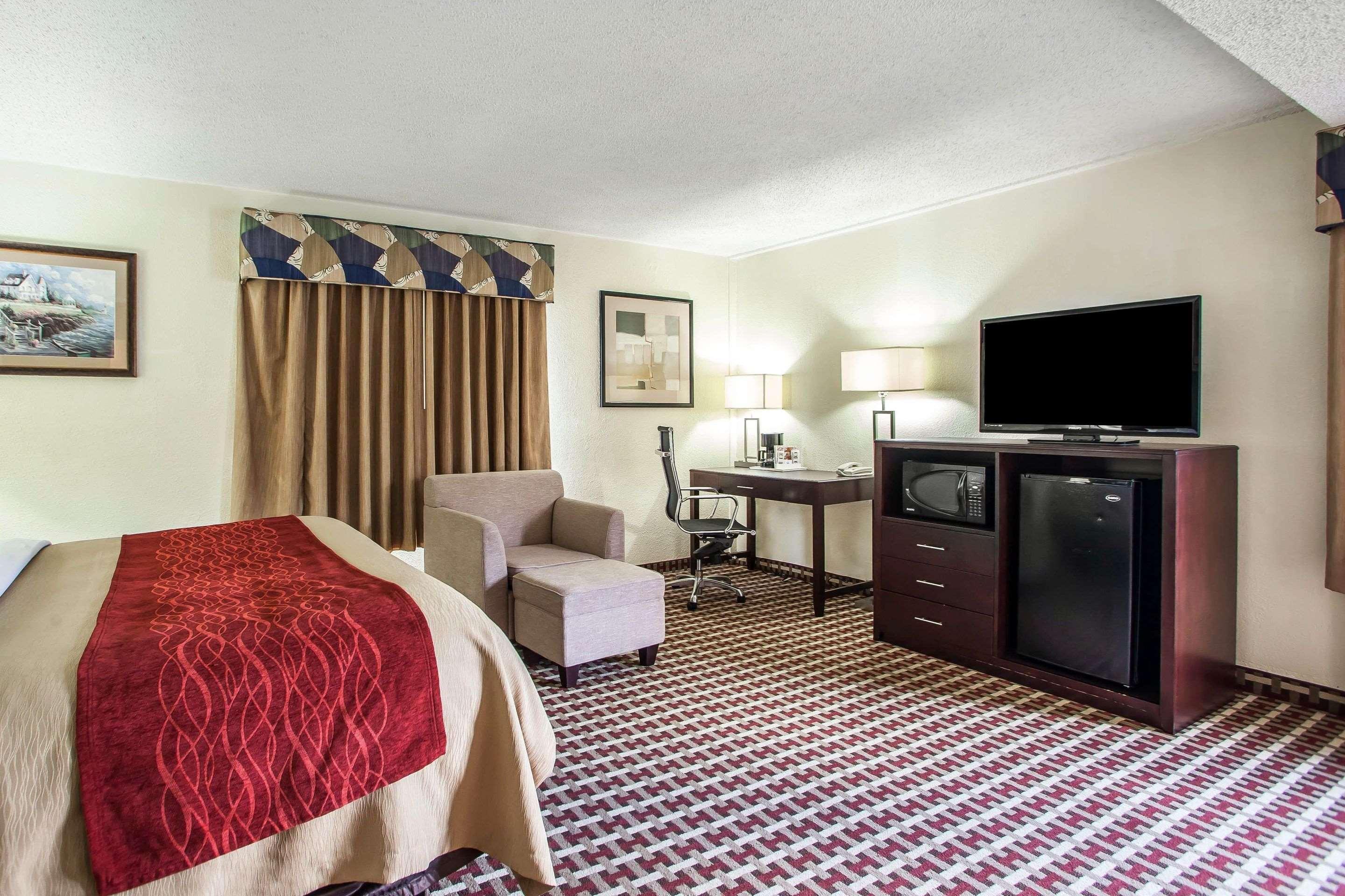 Comfort Inn Feasterville - Trevose Exterior photo