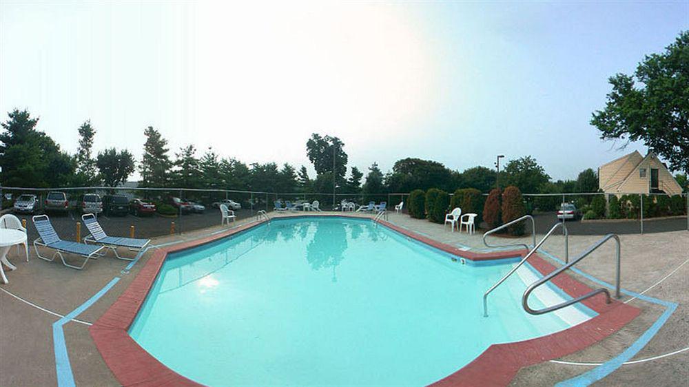 Comfort Inn Feasterville - Trevose Exterior photo